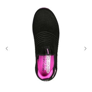 NWT - Skechers Air-Cooled Memory Foam cushioned comfort insole.